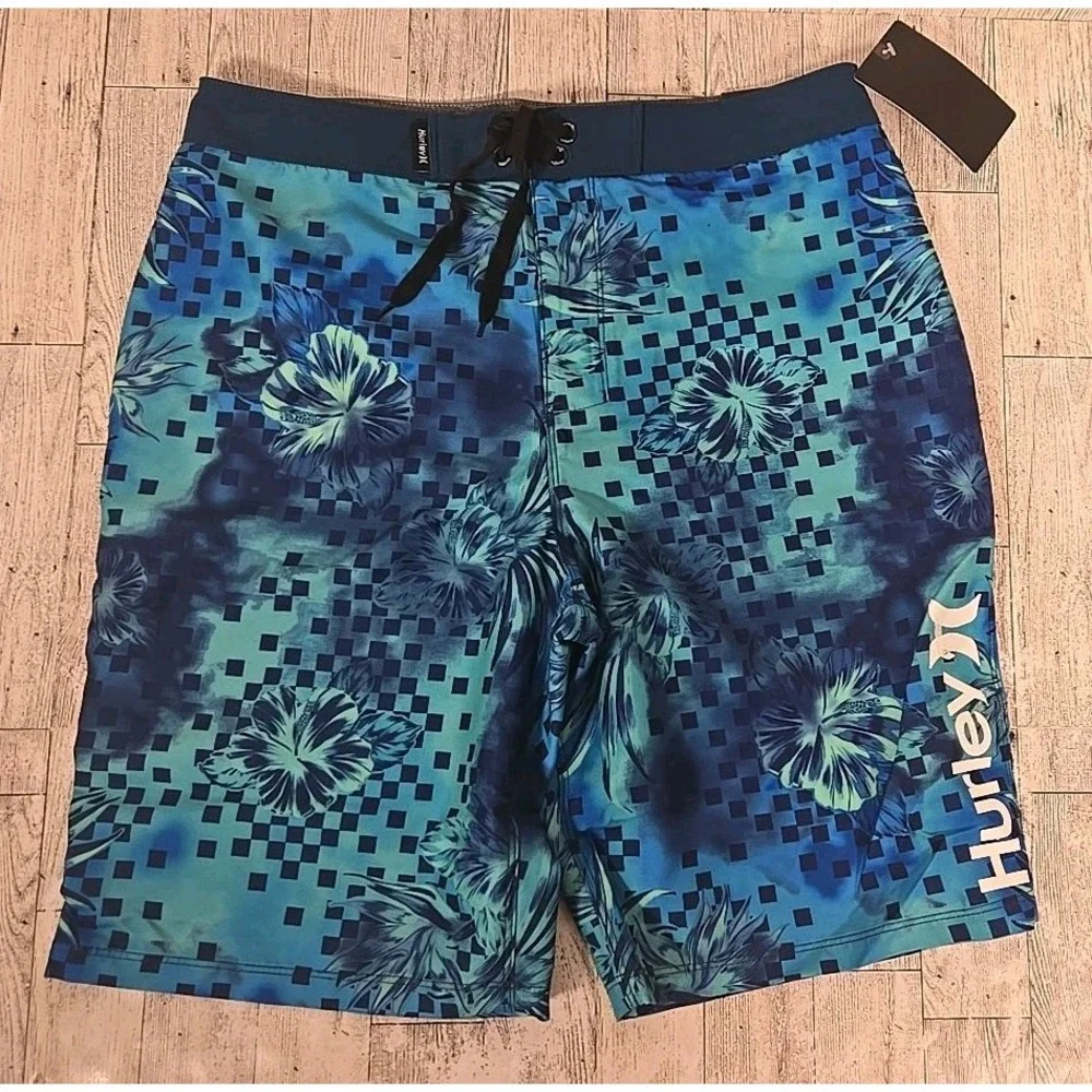 Hurley Boardshorts BOYS 16/28 Swim Trunks Sits Above the Knee Blue Gaze NEW